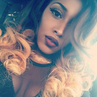Owner of Snatch Her Face | Makeup Artist | Facebook: Snatch Her Face | Snapchat: facesnatcher Inquiries email BookBlaireRose@gmail.com