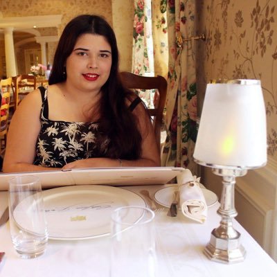 OUATaPhoenix's profile picture. blogueuse sur https://t.co/yyuUx6hRh5 et co-fondatrice de https://t.co/shmr74E2wh
 Bienvenue dans mon univers.