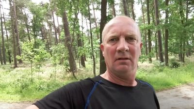 paulvanaken's profile picture. Hardlopen, rpm, kickfit, gedichten schrijven, tuinieren, mannen.