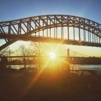 Queensfolk (@queensfolk) Twitter profile photo