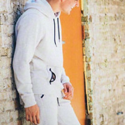 gorisama00's profile picture. アフィリエイター様必見。一件4万報酬。還元率40%。 10月1日アフィリ革命起こします(^^) 即金案件45万円リストもありますので稼ぎたい方DMください(^^)