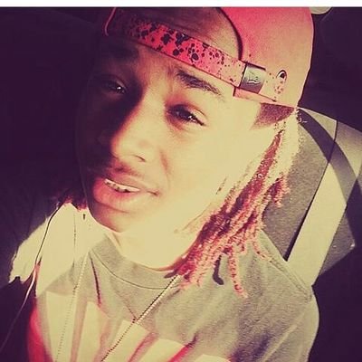 Just a young nigga grinding subscribe to my youtube channel @Mrhotboy0. #407