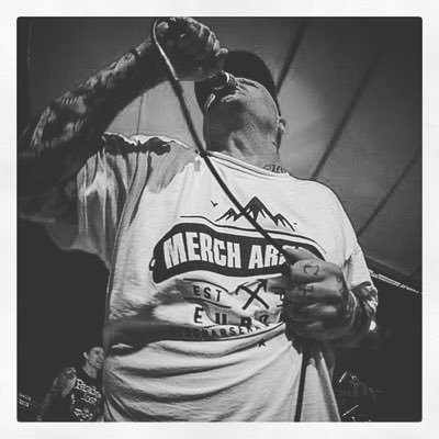 xTCxZHxHC's profile picture. Hardcore Heavyweight @ Vale Tudo, vegan, SxE, sports, cooking, travelling and tons of music!