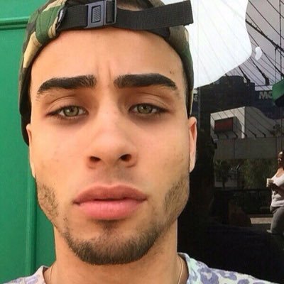 tiagorpgopl's profile picture. barman