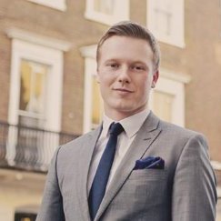 Agency Surveyor @ Brecker Grossmith in London's West End https://t.co/kQnX4WkXgW All thoughts are my own.