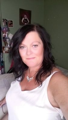 DebbieJ19434415's profile picture. 