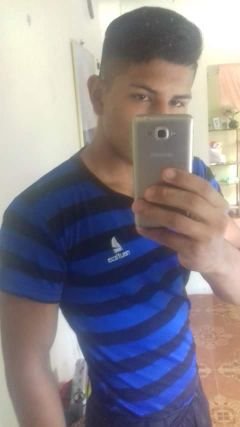 zambrano_anyelo's profile picture. La manera de tratar alas personas con cariño y aprecio