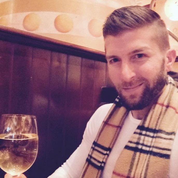 Santibanaise1's profile picture. coucou salut bah je suis Frederico suis en France précisément à Paris; chu cuisinié et recherche du sérieux