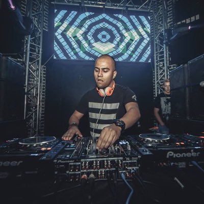 lCharlesParker's profile picture. DJ/Producer/ •HalfPastZero• •Edmonton• •FeelGood• •Parker C• •AnythingHouse• Parkerarsenault@gmail.com