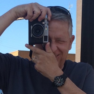 ihearitscool99's profile picture. 