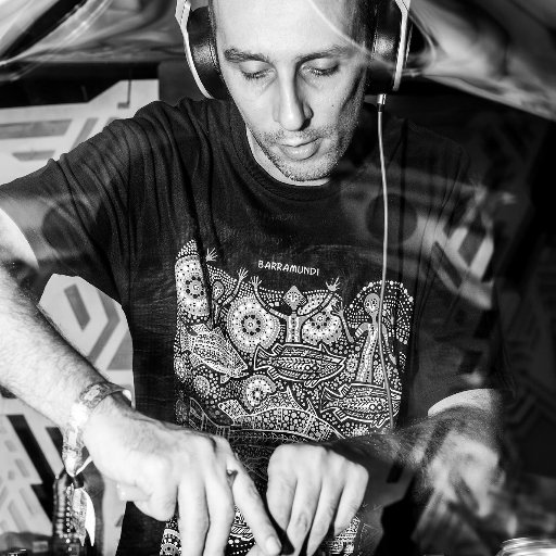 _Essio's profile picture. Hey, I'm a music producer and technology fanatic currently based in India.