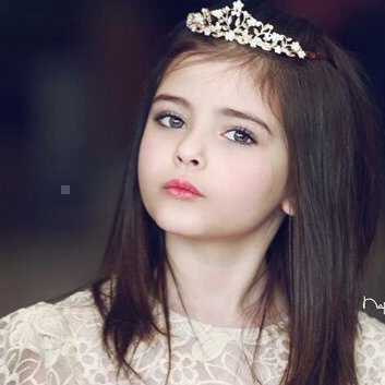 فن التعامل مع الناس في ثلاث عبارات قرآنية . . . ؛ ﴿ خُذ العَــفْو ﴾ ﴿ وَأْمُـرْ بِالْعُرْف ﴾ ﴿ وَأَعْرِضْ عنِ الجَاهِلِين ﴾ إعمل بها تسعد بحياتك.