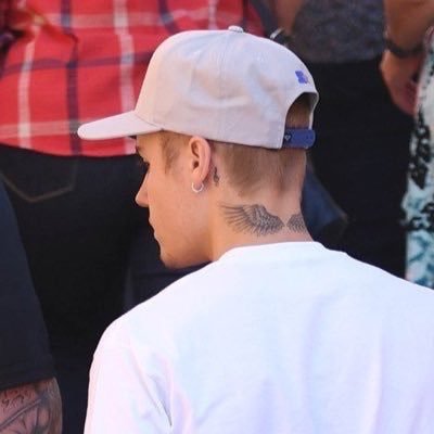 atmrihanna's profile picture. calmo como uma bomba