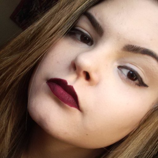 Aleealbuquerque's profile picture. Filha do Rei