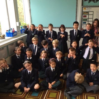 Grade 3 class that is excited to connect with other classes around the world! We have a 1:1 iPad program and would love to share ideas.