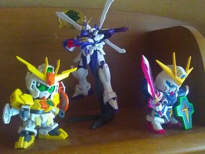 wcmllawP90's profile picture. 前までは[ガンダム好きのWcmlLAW ]で、Twitterをやっていました。前の端末が壊れたので新しくはじめました。[復活のwcmllaw ]です。野球好きな中3です。趣味はガンプラと、トライエイジ、その他いろいろ。様々な事を呟きます！よろしくお願いいたします。無言フォロー失礼します。