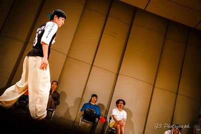 ダンス馬鹿。Poppingな踊りを好む。クレイジーな足を好む。バトルは未だに緊張する。車よりチャリ派。福島大ストリートダンス同好会D.FOOLのOB。
