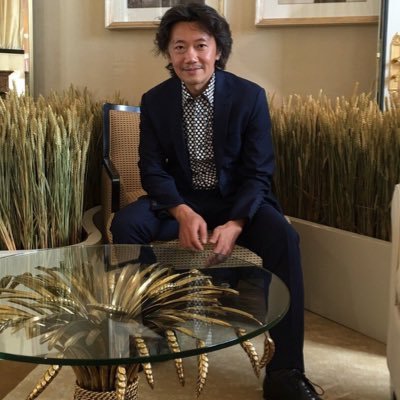 駐巴黎時尚攝影統籌|造型|時尚顧問 Paris-based fashion shoot producer|stylist| fashion consultant |https://t.co/998PWCFPcZ