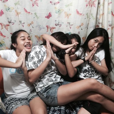 Snapchat: @zrcstr @beettrriiss @nadinebnl Instagram: @zrxcstr @trixziedc @abnlndnxx @jaesxc