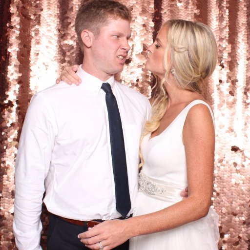 CateBridges's profile picture. 🍾🍷