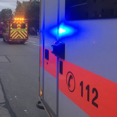 Rettungsbus's profile picture. Lebensretter/Sterbenverzögerer | Fachkraft für Chaos & Planlosigkeit | Faultier