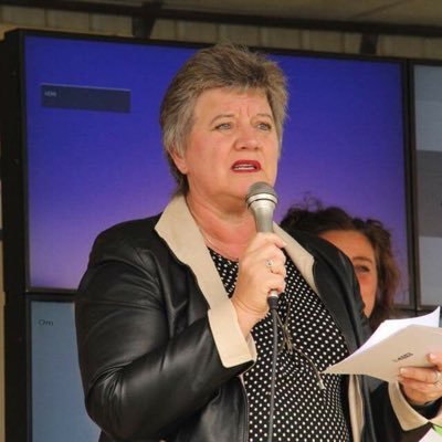 AdelborgHelle's profile picture. Borgmester i Hvidovre, min fødeby og jeg brænder for kommunens ve og vel og ikke mindst for dens fremtid.