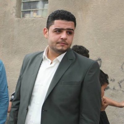 لا يُمكن للحيآة آن تكون بَـ آكمّــلهآ سعيدة، يجب آن يلونهآ بعض آلحُزن، لكي نعرف قيمة آلسعآدة حين نحصل عليهآ.