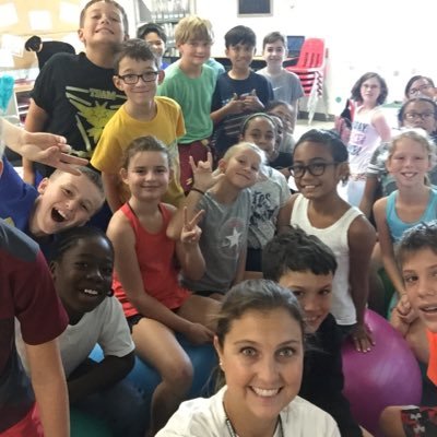 5th grade class passionate about learning and connecting with others through technology! SS & T share tweets. @NewCastleES_VB