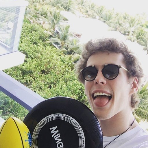 FC brasileiro do DJ Lost Frequencies - @LFrequencies