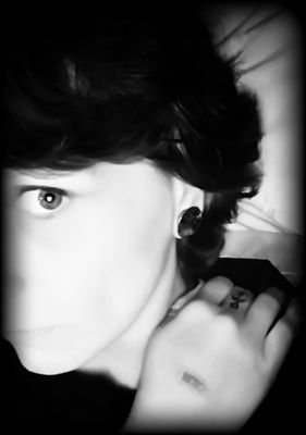 EvilMayDahmer83's profile picture. I live, eat and breath music. I'm a writer. Recently finished a screenplay about the old mystery of Who put Bella in the Witch Hazel? it's completely my own.