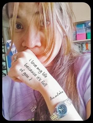 Explaining your feelings to someone is never easy. ♡.♡👧👫 --anjhie