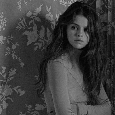 selenarpgopl's profile picture. We'll eat sushis by the ocean