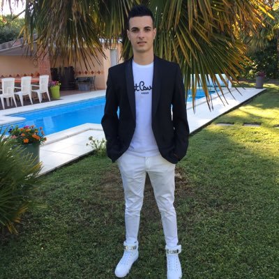 DJ 🤖 dans le droit 📚Napoli ⚪️🔵