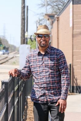 Pro musician/Music Major BM in Music/Gospel Recording Artist/Minister of Music and Fine Arts Third New Hope Church instagram@ 4BMJ