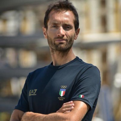 Italian rowers 🇮🇹 Rio🇧🇷2016-4th 4-LM. London🇬🇧2012-7th 2xLM WCH🥇🥈🥈🥈🥈EUR 🥇🥉🥉🥇 Lives#LAKECOMO atleta Fiamme oro