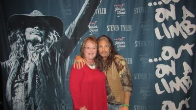 Advanced Oncology Nurse Practitioner/Adult Nurse Practition
Crazy about Aerosmith/Steven Tyler. Love my family. Love my country.