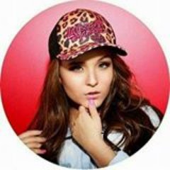 Twitter Oficial da atriz e cantora, Larissa Manoela! Contato assessoria: Leila Lopes (19) 98336-9446