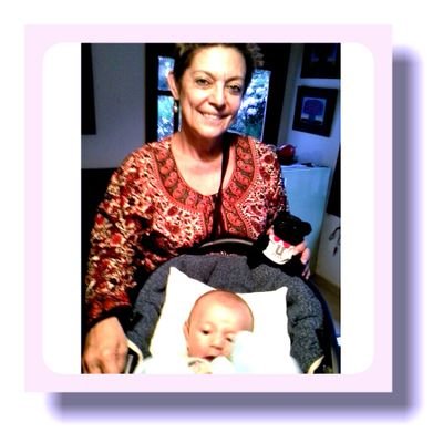 LuciaVSarmient2's profile picture. 