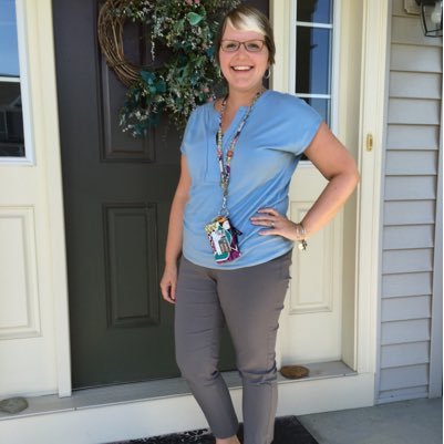 Wife, Twin Mom, Middle School Librarian, Educator, Disney Lover, Book Worm, Steelers Fan