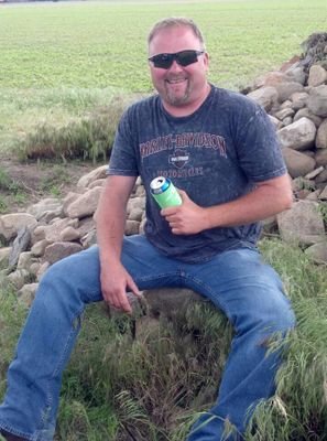 1treehawk's profile picture. 