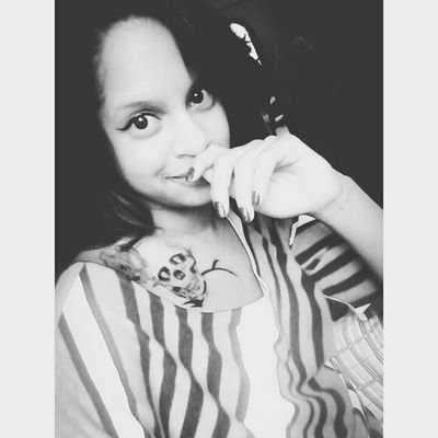 aponteyurvy's profile picture. USB-Litoral. Música. Dulces. Amante de los animales. Actriz de teatro y Bailarina con mucho tumbao'.