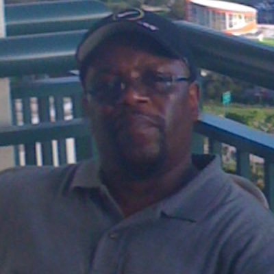 LawrDad's profile picture. 