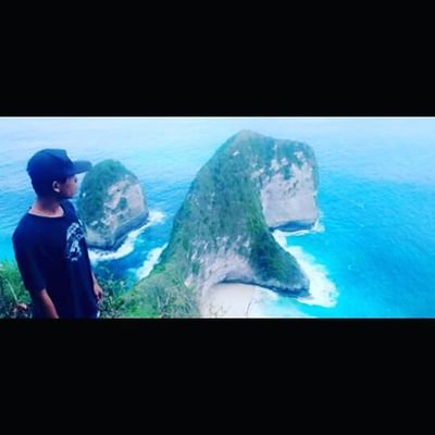 Ketutsujana06's profile picture. Slow