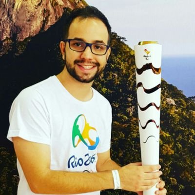 Formado em Engenharia de Software pela Universidade de Brasília. Webdesigner, Membro da comunidade Joomla Calango e Técnico de Informática pela ETB.