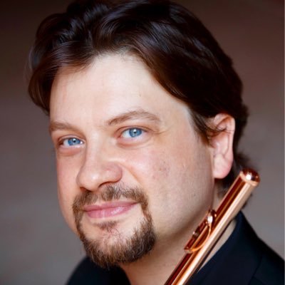 olivaflute's profile picture. musician