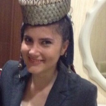 yasminpepe's profile picture. 