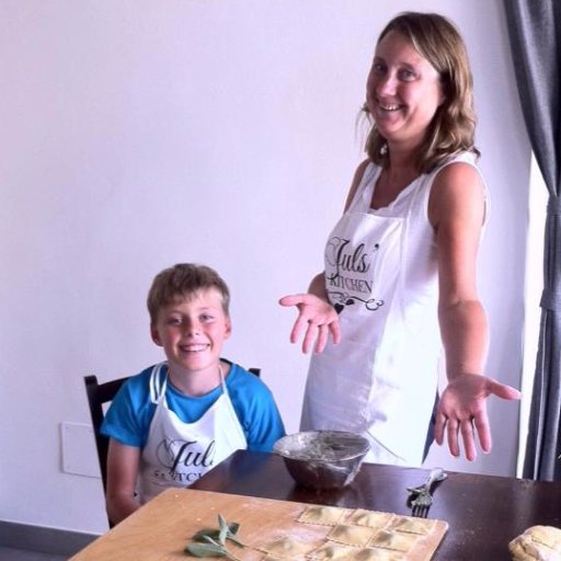 AmandasTable1's profile picture. Food blogger. Keen cook, loves food and a big fan of GYO.