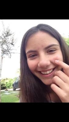 farandulaaaas's profile picture. Sabemos todo, manden md [perfil:luisi romero. Portada: cami casnati]