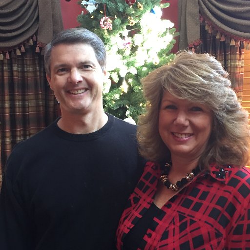 Wife extraordinaire. Mom of 3 amazing humans. Believer.