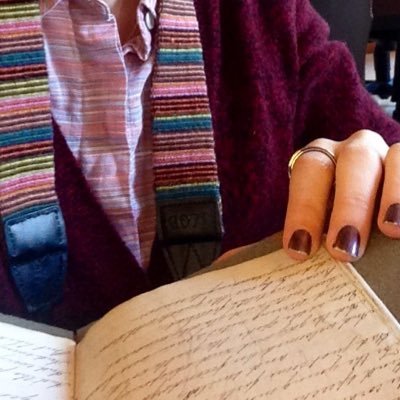 ⏱ Librarian @HSNY1866 🕰 Feminist digital scholarship, poetry, book history & horology📚🌯